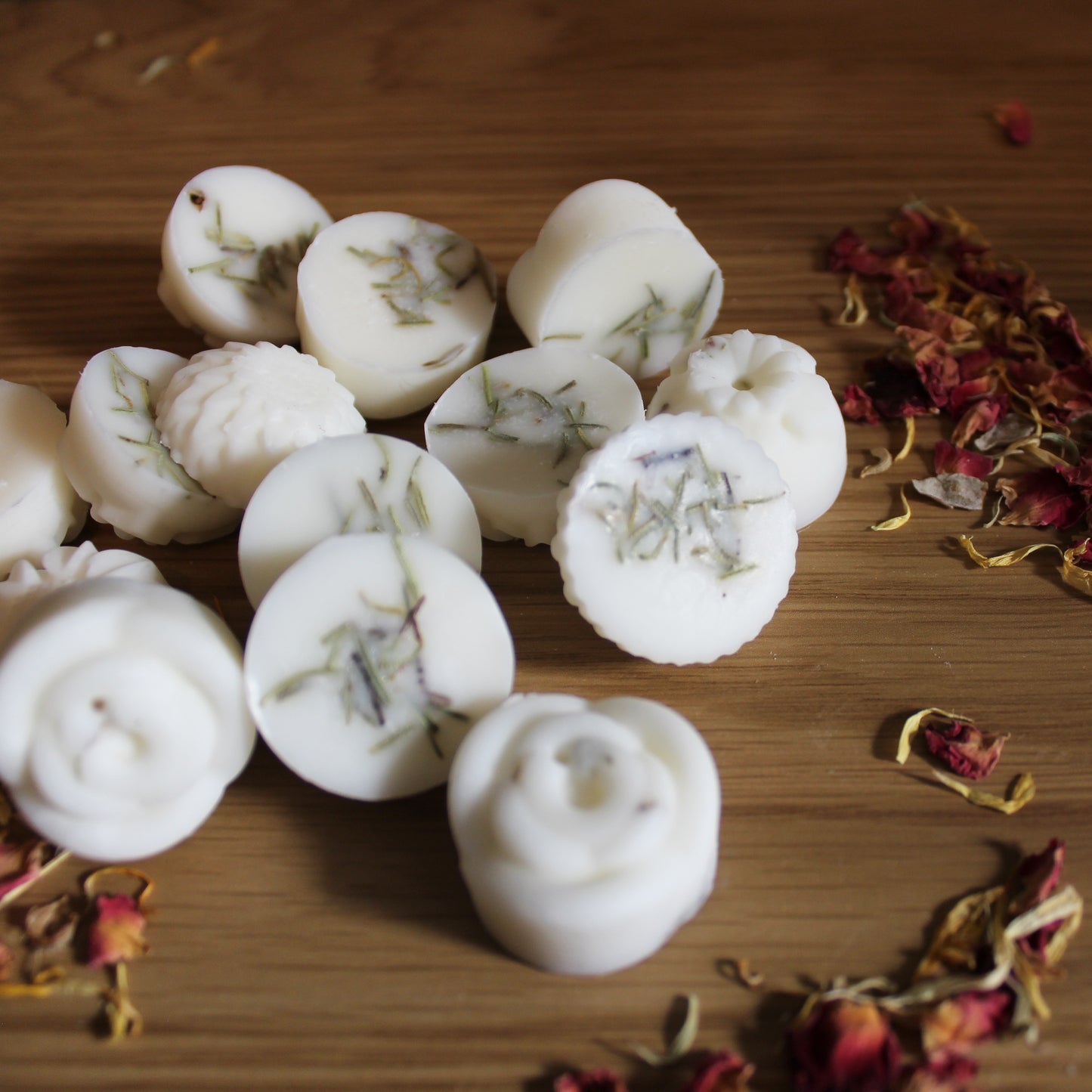 Seawood & Juniper Botanical Wax Melts — Infused with Dried Rosemary (Pack of 14)