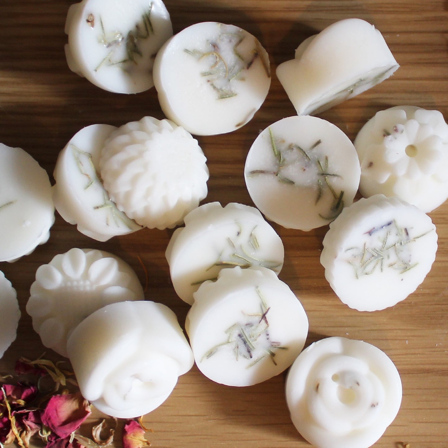 Seawood & Juniper Botanical Wax Melts — Infused with Dried Rosemary (Pack of 14)