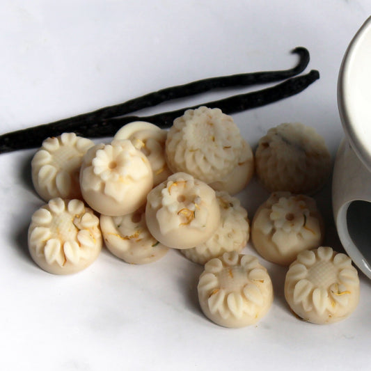 Botanical Soy Wax Melts Vanilla & Musk | Pack of 14 | Hand-Poured | Handmade in Sussex